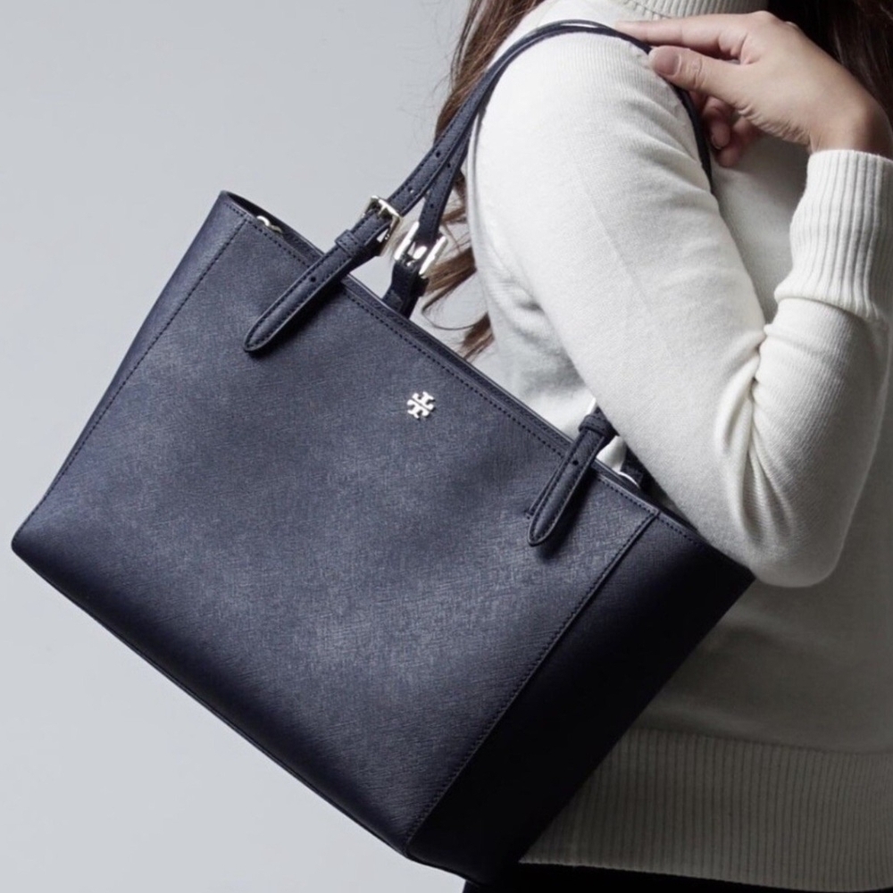 Tory Burch Elegant Purple Tote Bag